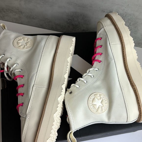 NEW| Unisex Converse Chuck Taylor Outdoor Ankle Crafted Boot - Picture 10 of 11
